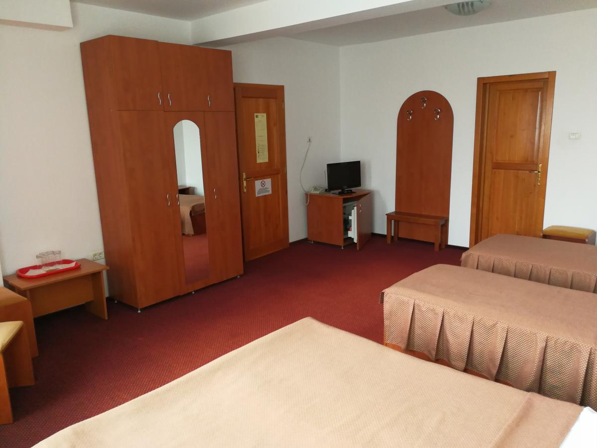 Hotel Lotus Arad Eksteriør billede